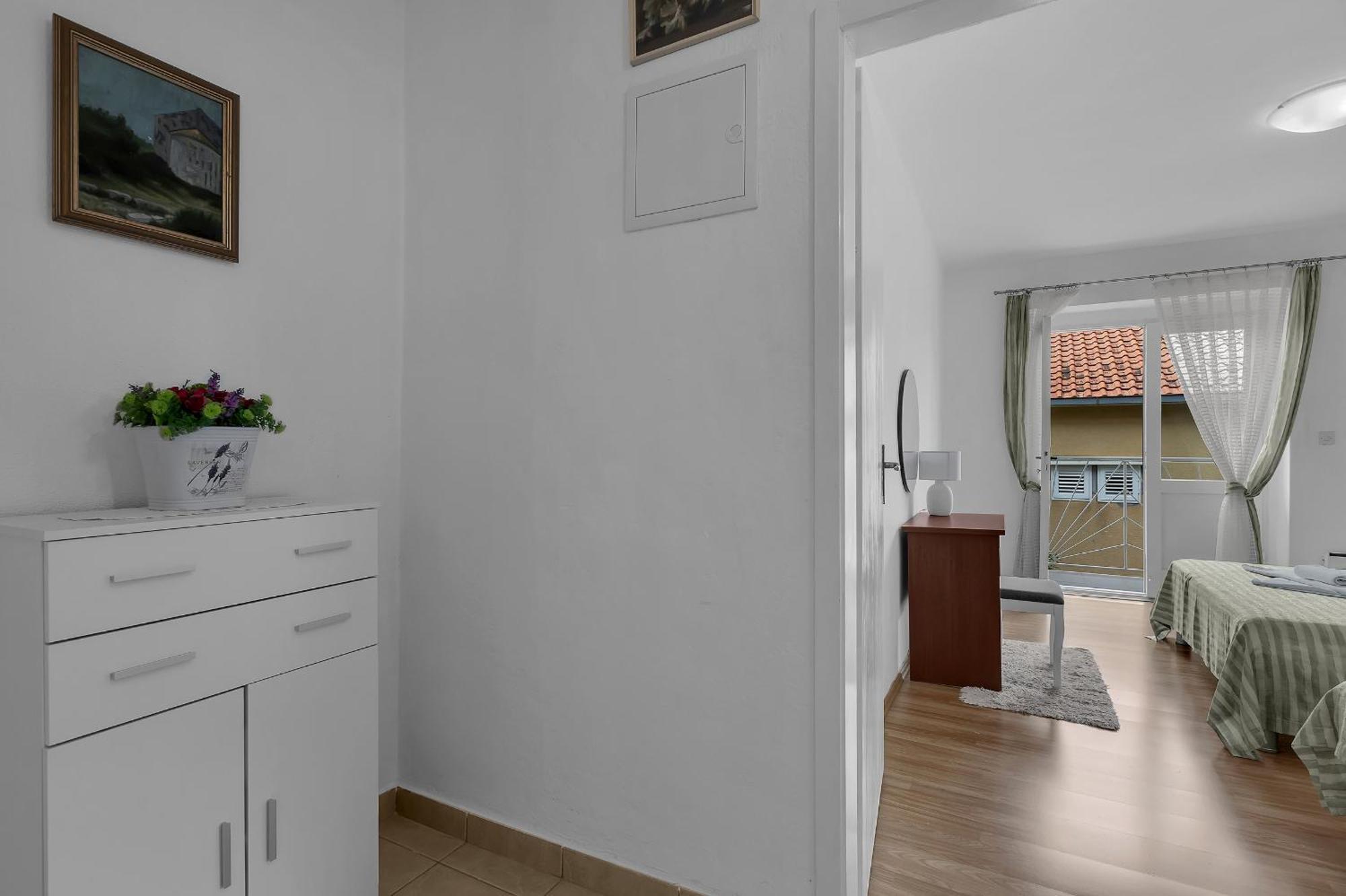 Apartment And Rooms Mila Μακάρσκα Εξωτερικό φωτογραφία