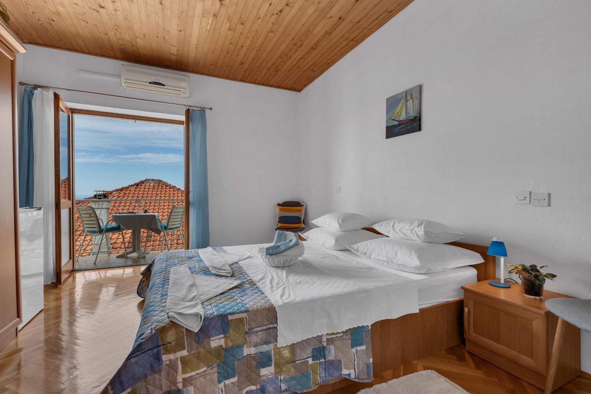 Apartment And Rooms Mila Μακάρσκα Εξωτερικό φωτογραφία