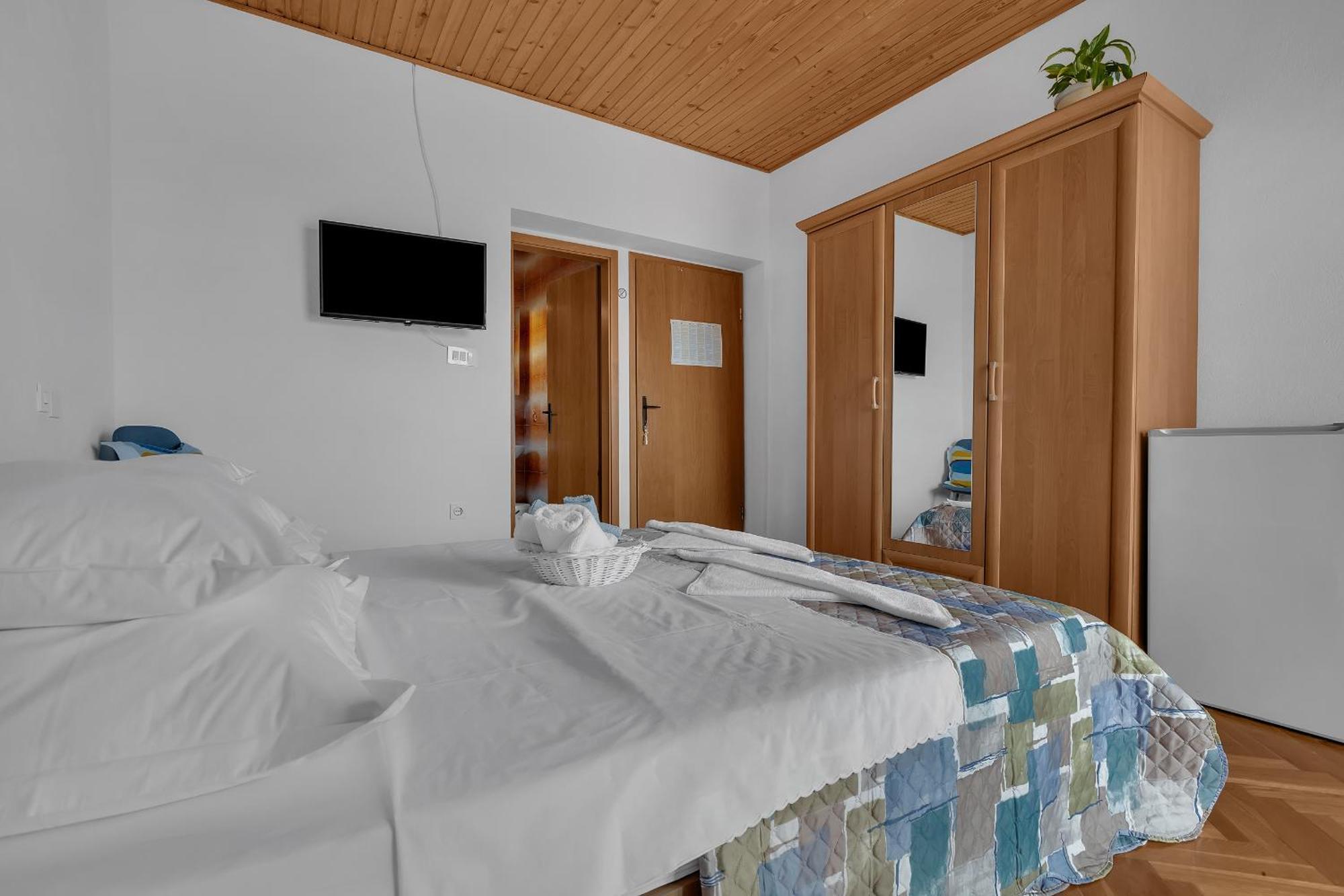 Apartment And Rooms Mila Μακάρσκα Εξωτερικό φωτογραφία