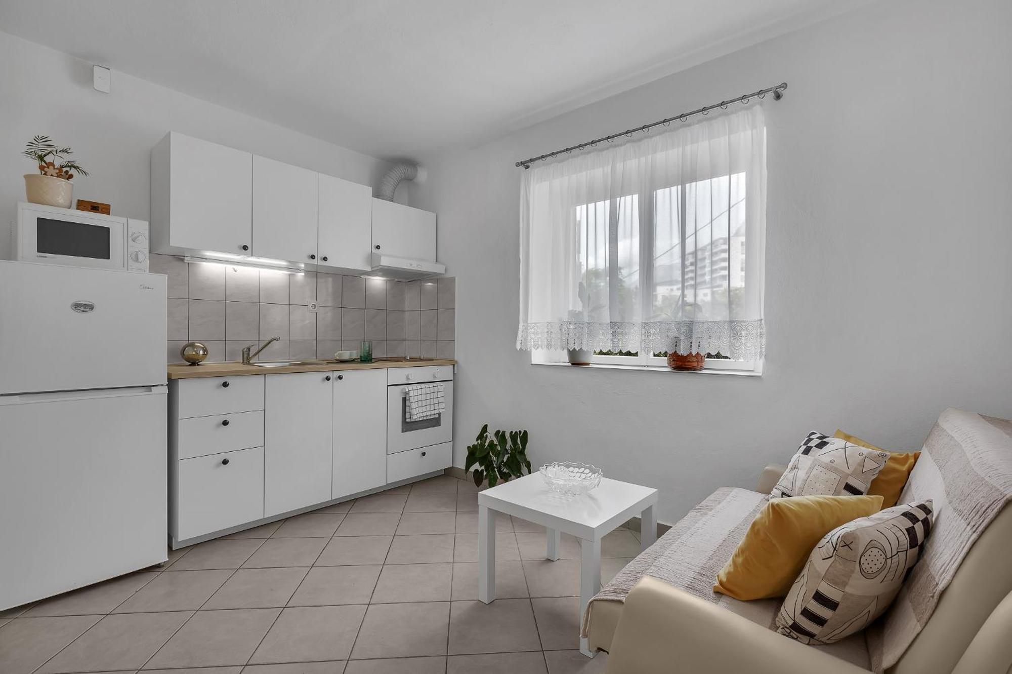 Apartment And Rooms Mila Μακάρσκα Εξωτερικό φωτογραφία